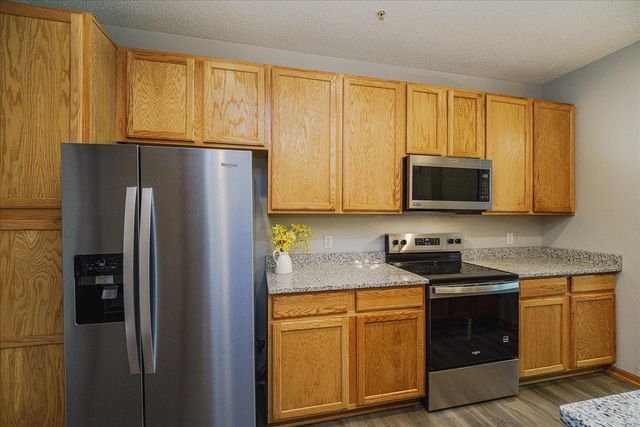 17608 68th Place N, Maple Grove, MN 55311