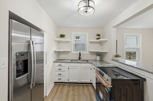 3706 Burrus St, Nashville, TN 37216