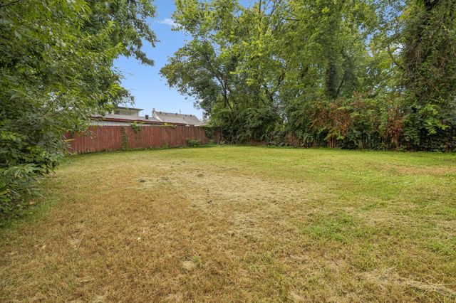 3706 Burrus St, Nashville, TN 37216