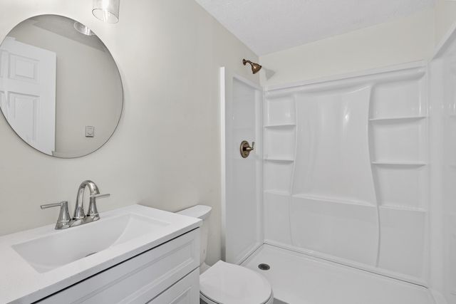 243 Lynnwood Drive, Versailles, KY 40383