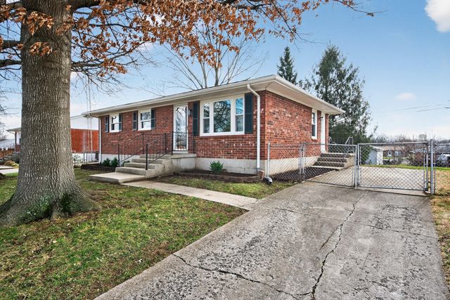 243 Lynnwood Drive, Versailles, KY 40383