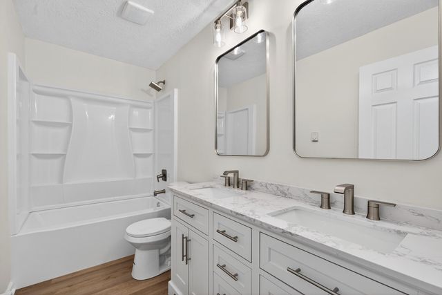 243 Lynnwood Drive, Versailles, KY 40383