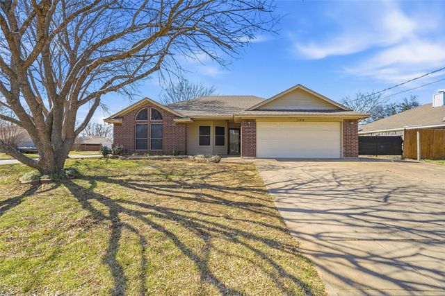 1154 Miles Avenue, Burleson, TX 76028