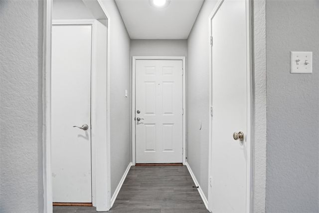 1154 Miles Avenue, Burleson, TX 76028