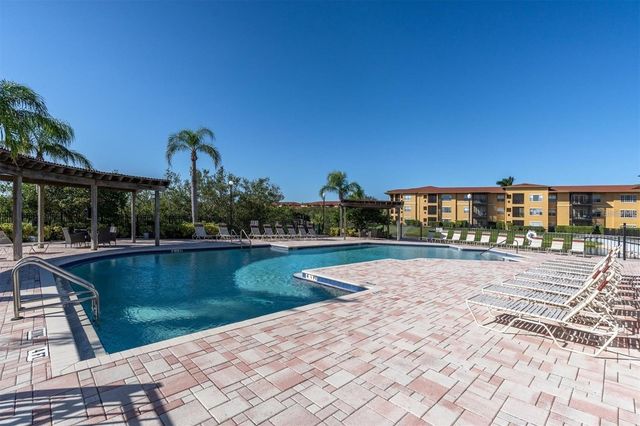 4333 BAYSIDE VILLAGE DRIVE 128, Tampa, FL 33615