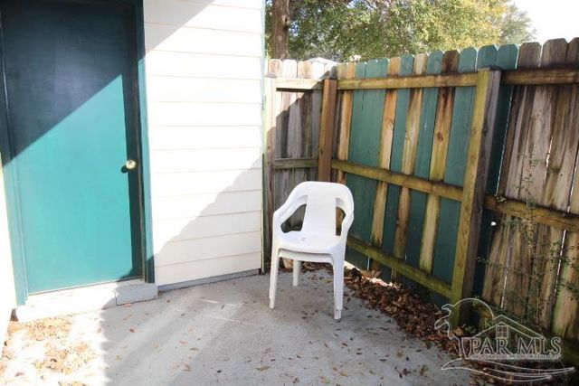 2299 Scenic Hwy C4, Pensacola, FL 32503