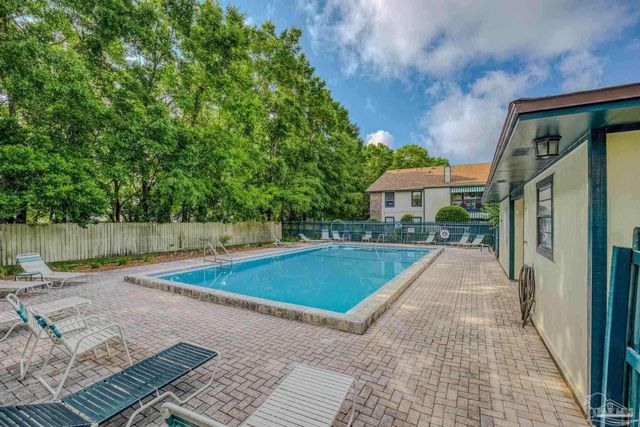 2299 Scenic Hwy C4, Pensacola, FL 32503