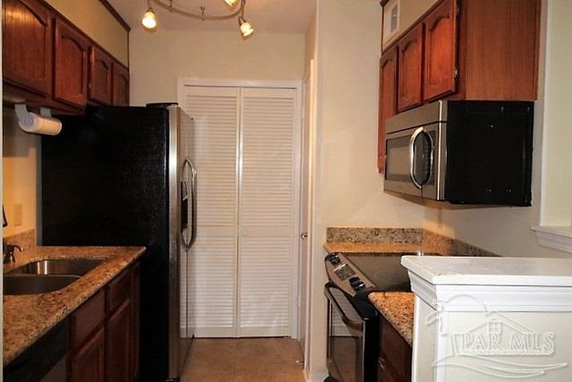 2299 Scenic Hwy C4, Pensacola, FL 32503