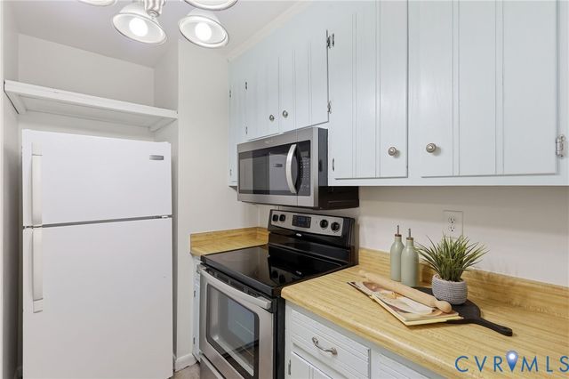 4900 Genlou Cir, Chesterfield, VA 23832