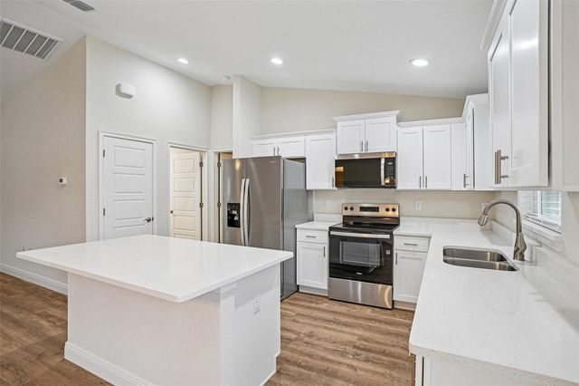 214 E CALDWELL DRIVE, Citrus Springs, FL 34434