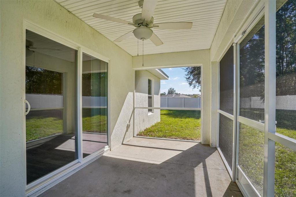 Image 37 of property listing at 214 E CALDWELL DRIVE, Citrus Springs, FL 34434