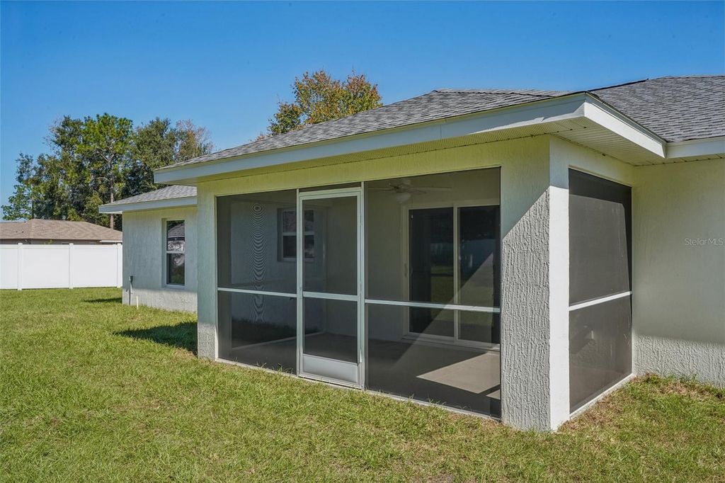 Image 38 of property listing at 214 E CALDWELL DRIVE, Citrus Springs, FL 34434