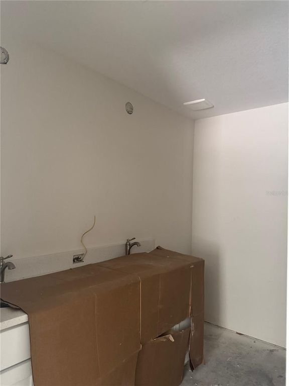 Image 45 of property listing at 214 E CALDWELL DRIVE, Citrus Springs, FL 34434