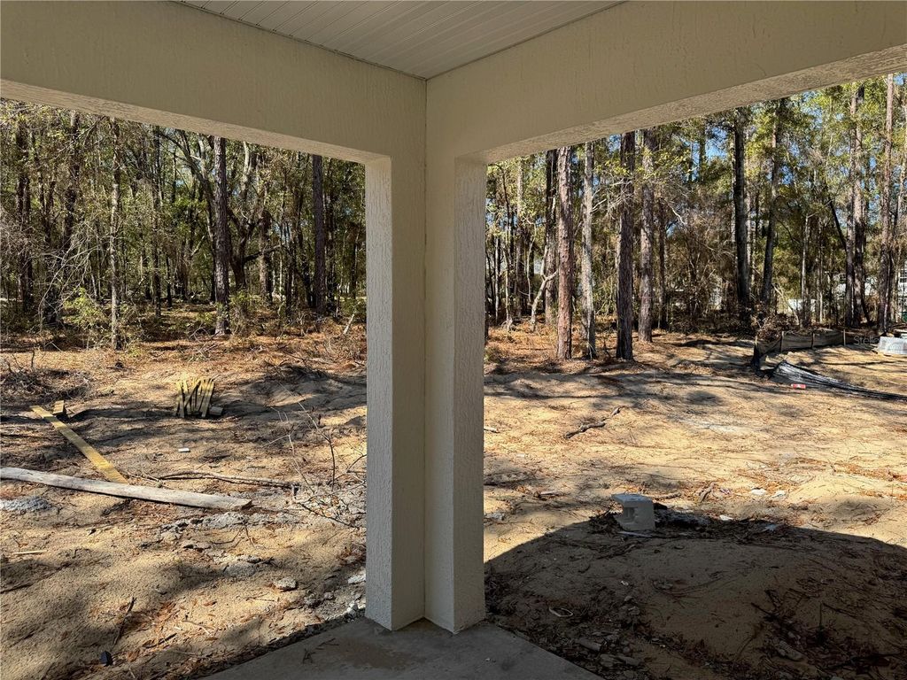 Image 52 of property listing at 214 E CALDWELL DRIVE, Citrus Springs, FL 34434