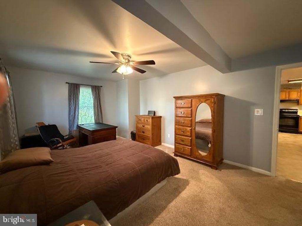 Image 19 of property listing at 259 SACHEM DR, Lusby, MD 20657