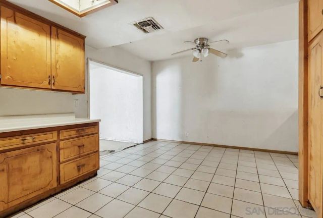 10036 Arleta Ave, Los Angeles, CA 91331