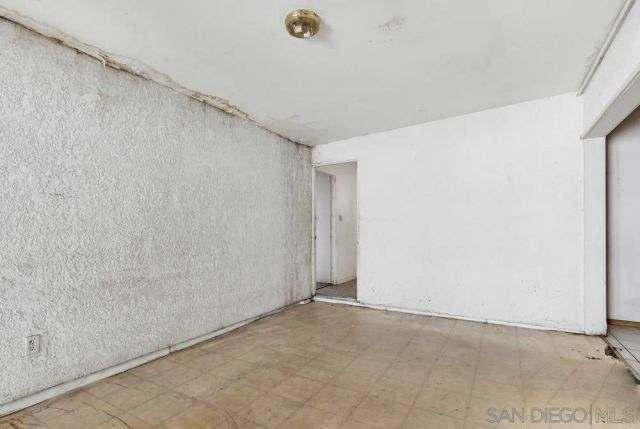 10036 Arleta Ave, Los Angeles, CA 91331