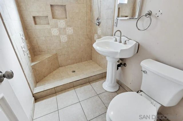 10036 Arleta Ave, Los Angeles, CA 91331