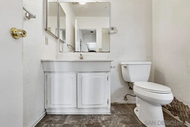 10036 Arleta Ave, Los Angeles, CA 91331