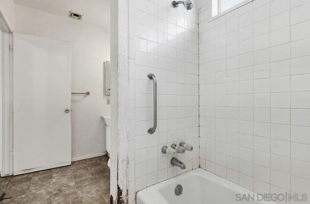 10036 Arleta Ave, Los Angeles, CA 91331