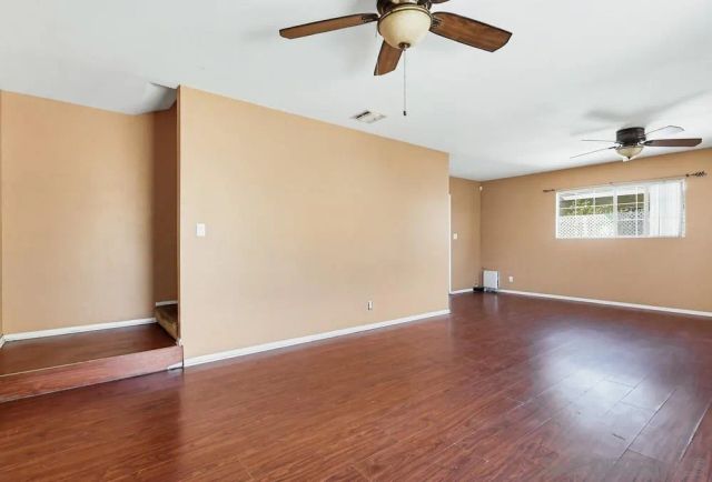 10036 Arleta Ave, Los Angeles, CA 91331