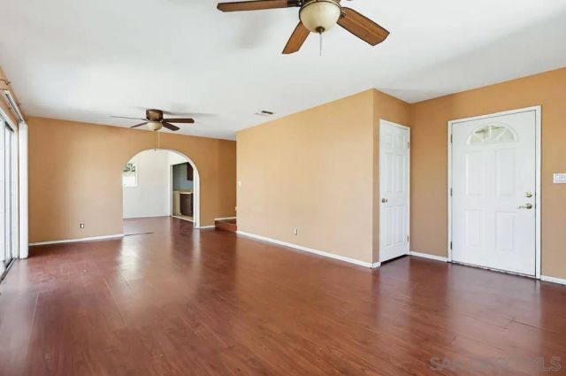 10036 Arleta Ave, Los Angeles, CA 91331