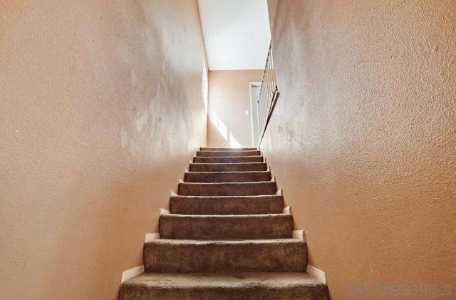 10036 Arleta Ave, Los Angeles, CA 91331