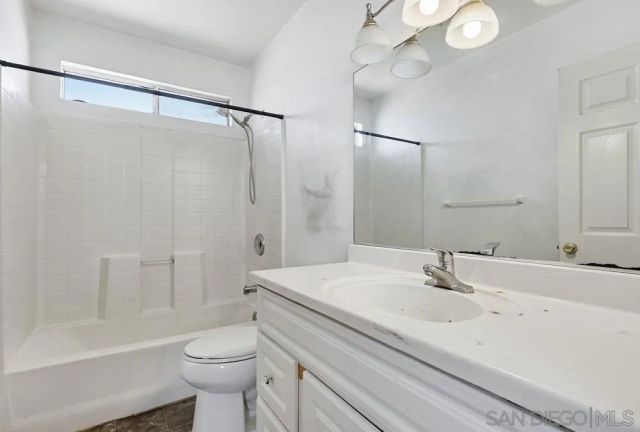 10036 Arleta Ave, Los Angeles, CA 91331