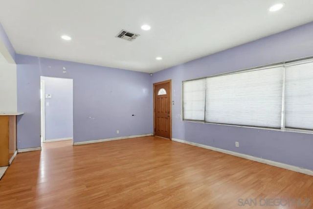 10036 Arleta Ave, Los Angeles, CA 91331