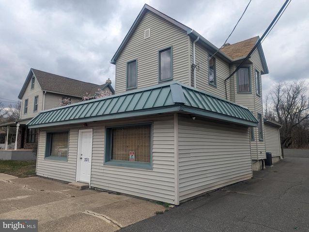 221 WHITE HORSE PIKE, Clementon, NJ 08021