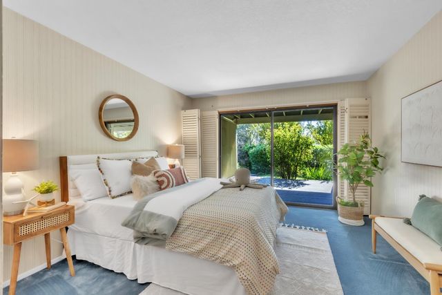 21 River Bluff Ln, Carmichael, CA 95608