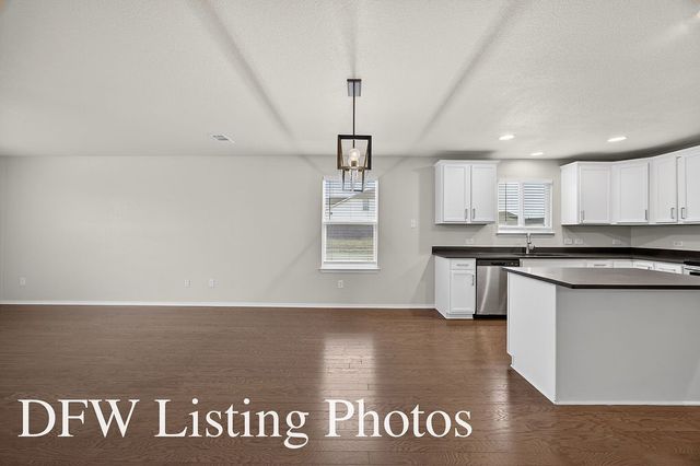 1019 Callahan Drive, Forney, TX 75126