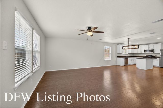 1019 Callahan Drive, Forney, TX 75126