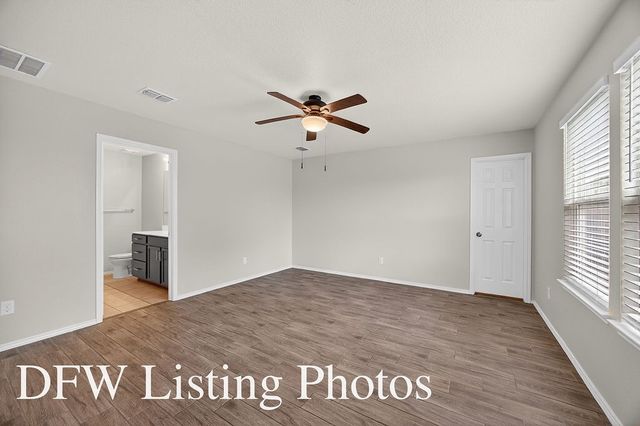 1019 Callahan Drive, Forney, TX 75126