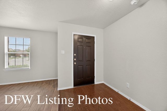 1019 Callahan Drive, Forney, TX 75126