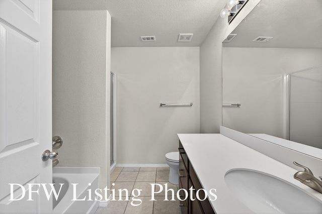 1019 Callahan Drive, Forney, TX 75126