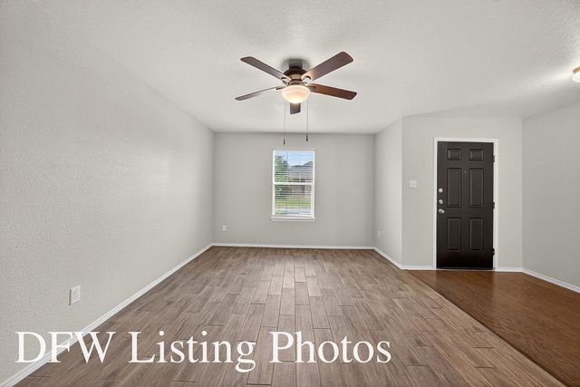 1019 Callahan Drive, Forney, TX 75126