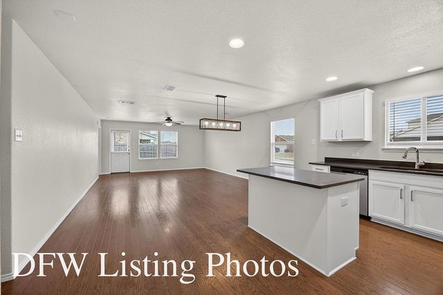 1019 Callahan Drive, Forney, TX 75126