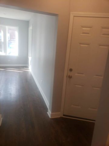 8005 S Maryland Avenue, Chicago, IL 60619