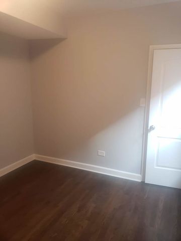 8005 S Maryland Avenue, Chicago, IL 60619