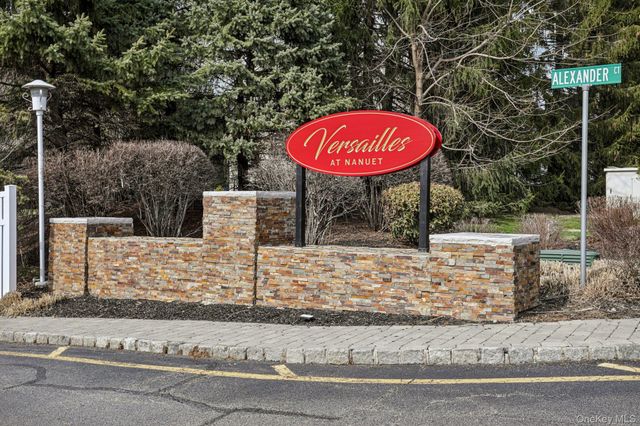 105 Alexander Court, Nanuet, NY 10954