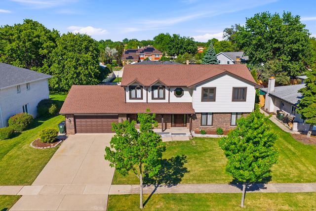 6723 Kingswood Road, Willowbrook, IL 60527