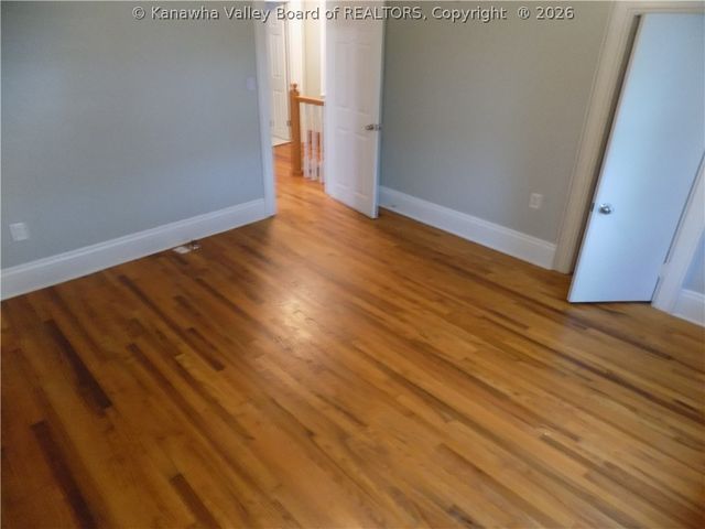 4913 Venable Avenue Se, Charleston, WV 25304