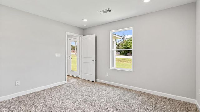112 Aubrey Avenue, Headland, AL 36345