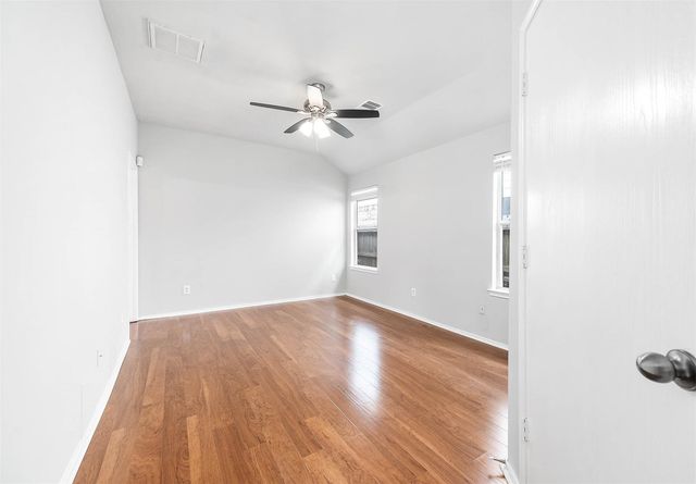 2831 Maybrook Hollow Lane, Houston, TX 77047