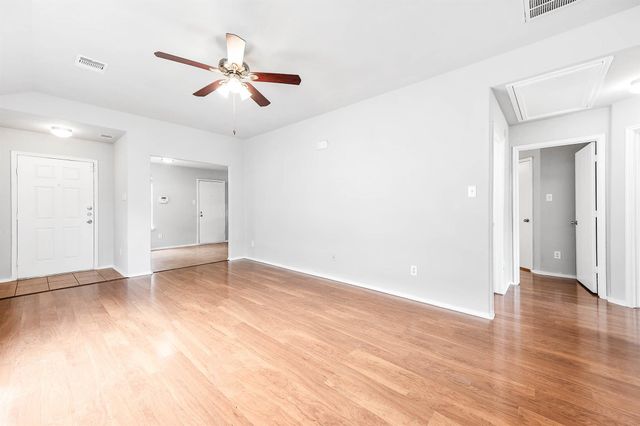 2831 Maybrook Hollow Lane, Houston, TX 77047