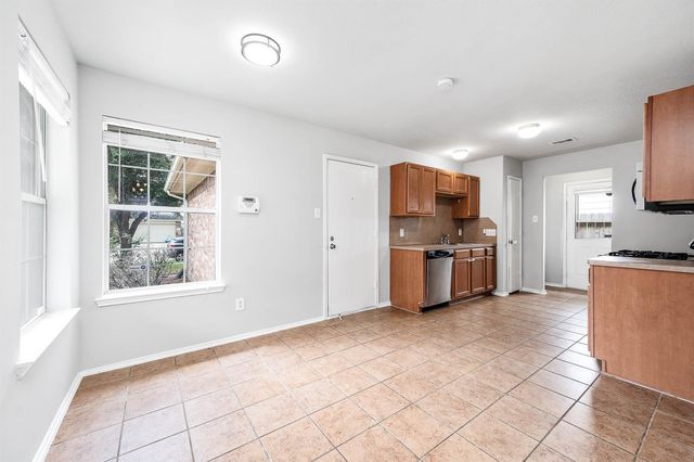 2831 Maybrook Hollow Lane, Houston, TX 77047