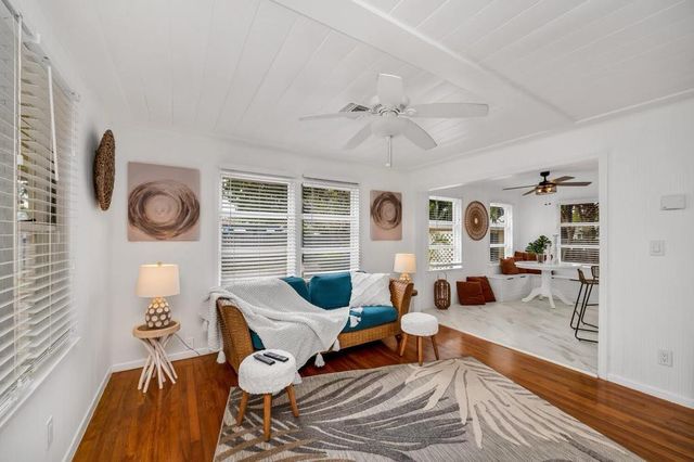 813 SE 14th Court, Fort Lauderdale, FL 33316