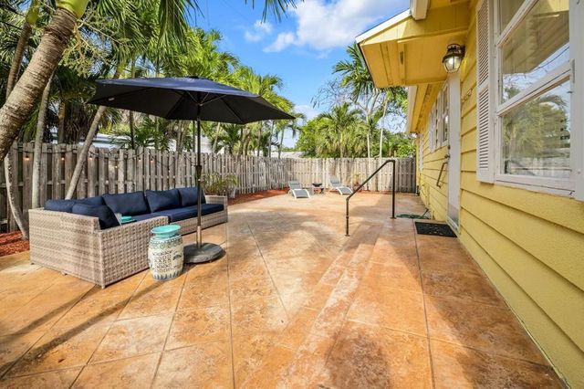 813 SE 14th Court, Fort Lauderdale, FL 33316