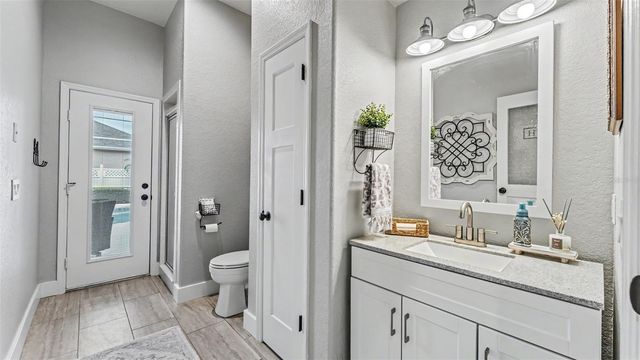 472 ARCHAIC DRIVE, Winter Haven, FL 33880